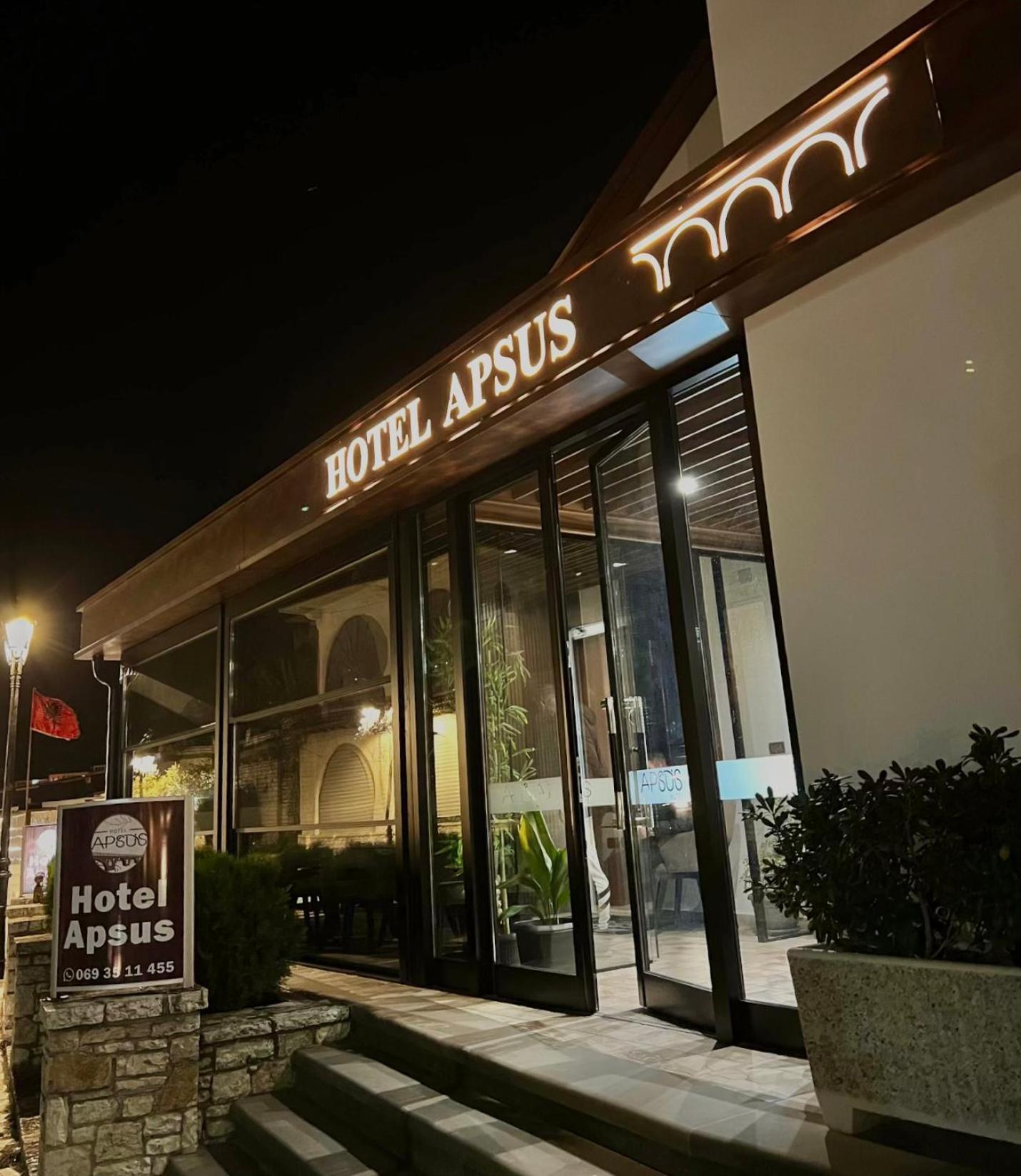 Hotel Bujtina Apsus Berat Exterior foto